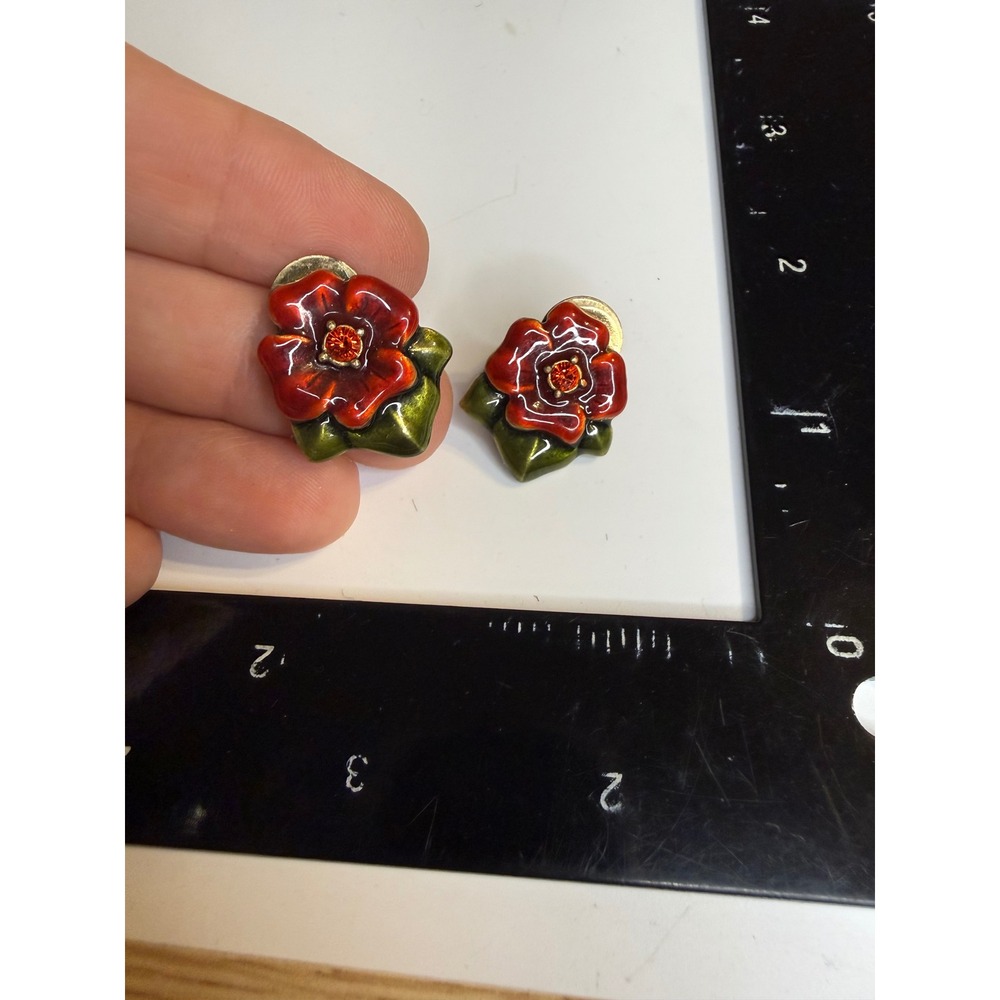 Red Enamel Flower Stud Earrings Orange Rhinestone Center Gold Tone Botanical